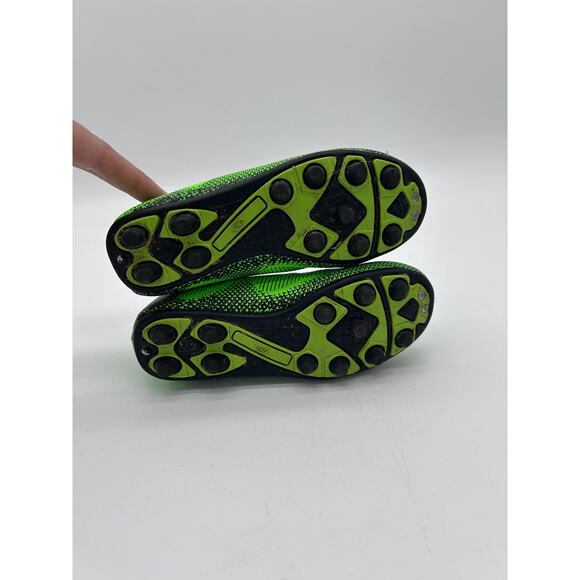 Lotto Youth Soccer Cleats, Size 13 Green Black - Picture 5 of 6